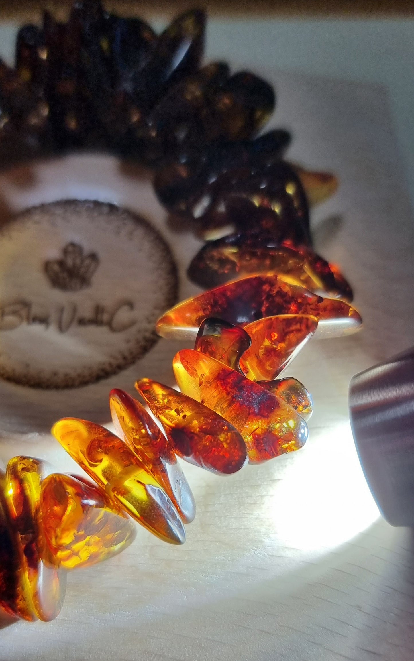 Flower Amber Free Form 花珀 - Bleus Vault.C 