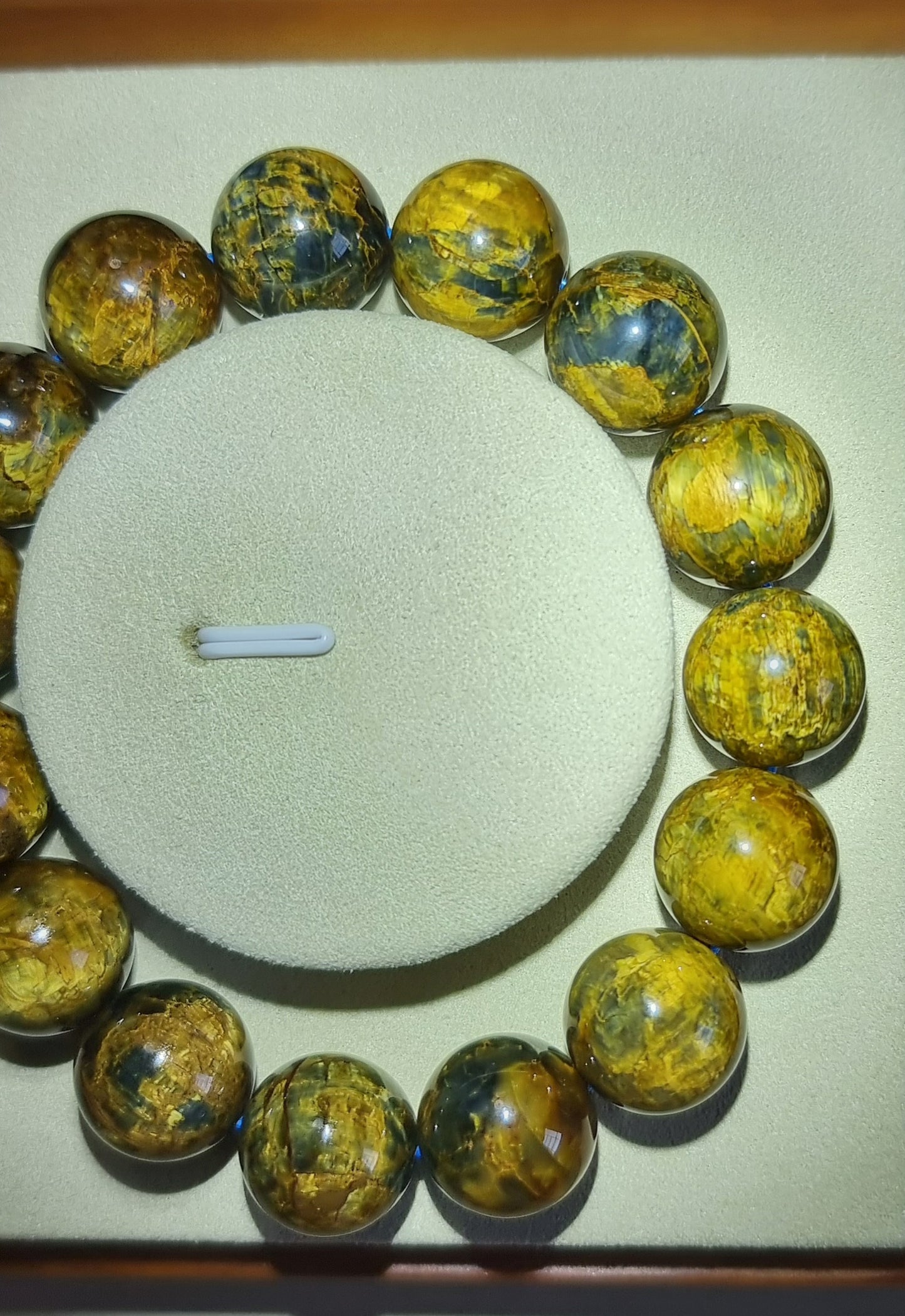 Yellow Pietersite w Certification 15mm 彼得石 - Bleus Vault.C 