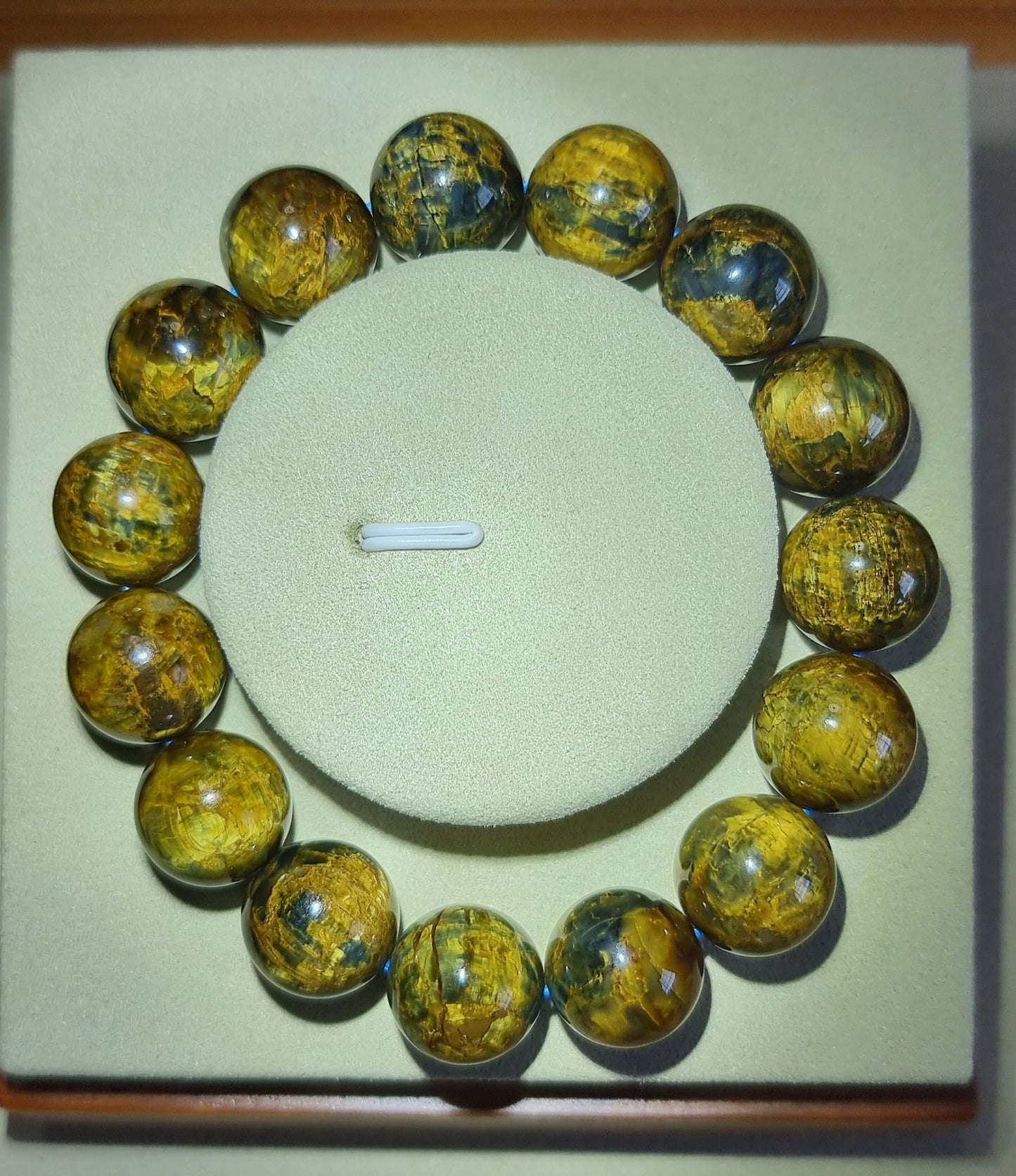 Yellow Pietersite w Certification 15mm 彼得石 - Bleus Vault.C 