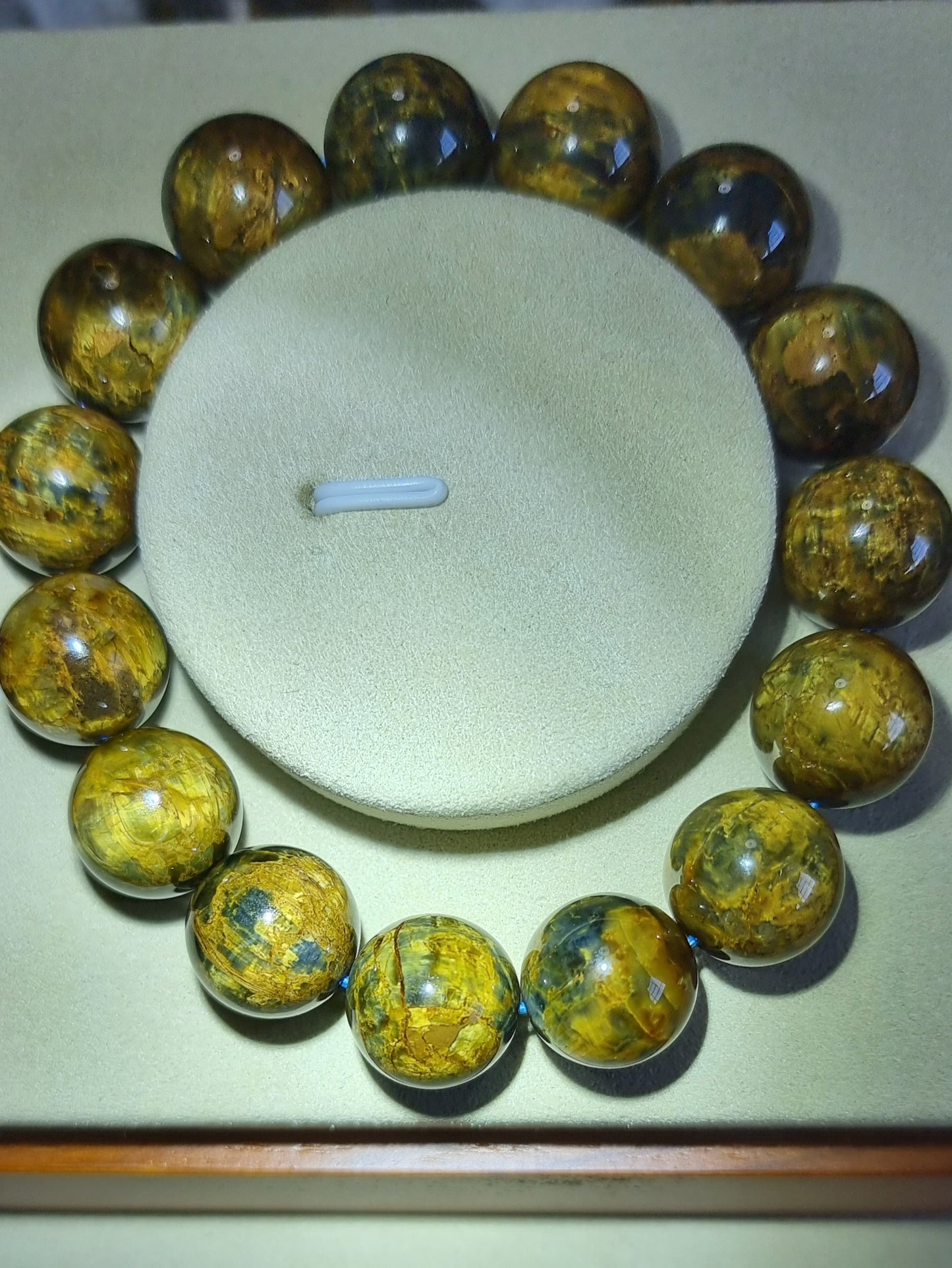 Yellow Pietersite w Certification 15mm 彼得石 - Bleus Vault.C 