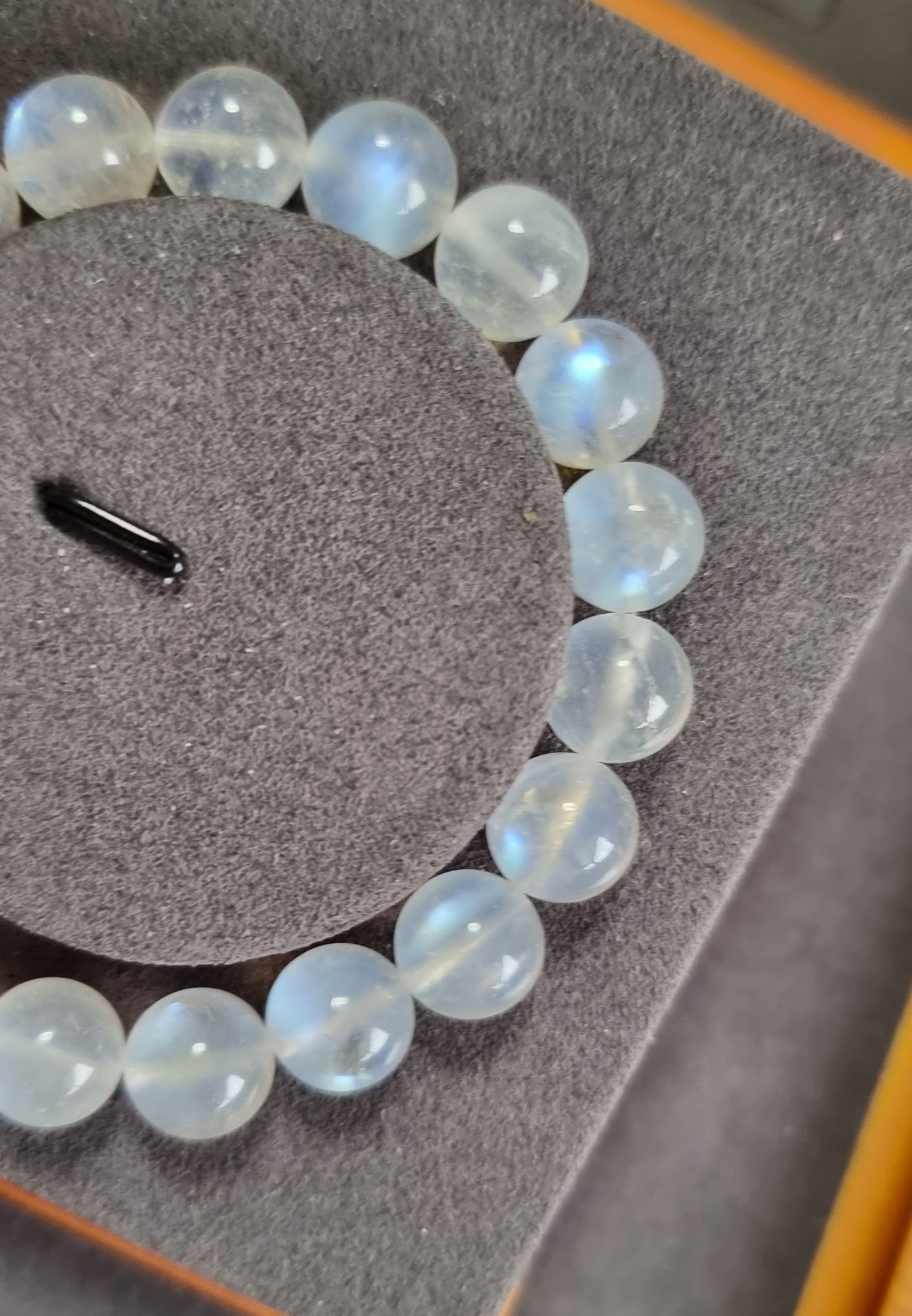 Grey Moonstone Sri Lanka with Certification 11mm (Premium Grade) 灰月光石 - Bleus Vault.C 