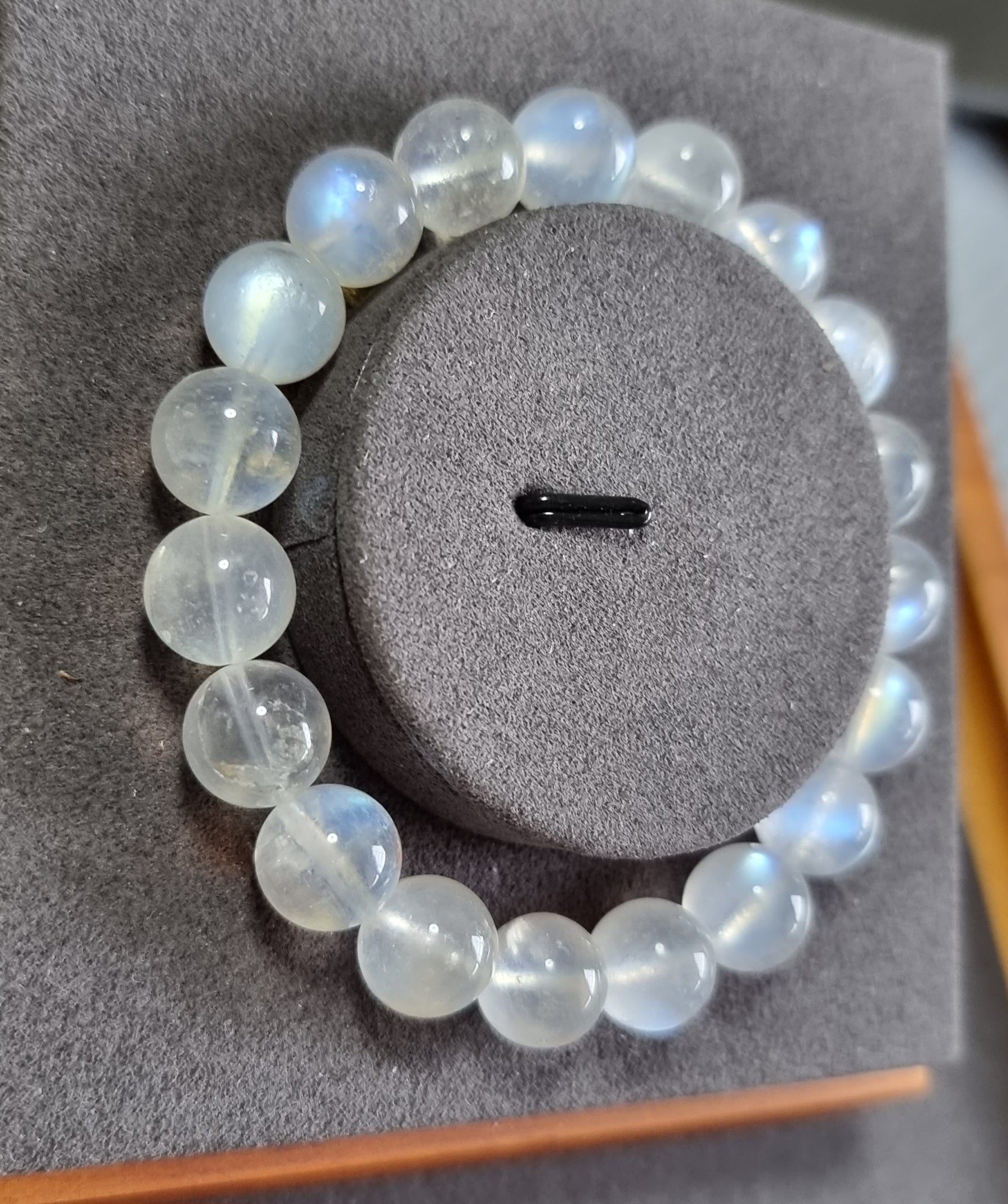 Grey Moonstone Sri Lanka with Certification 11mm (Premium Grade) 灰月光石 - Bleus Vault.C 