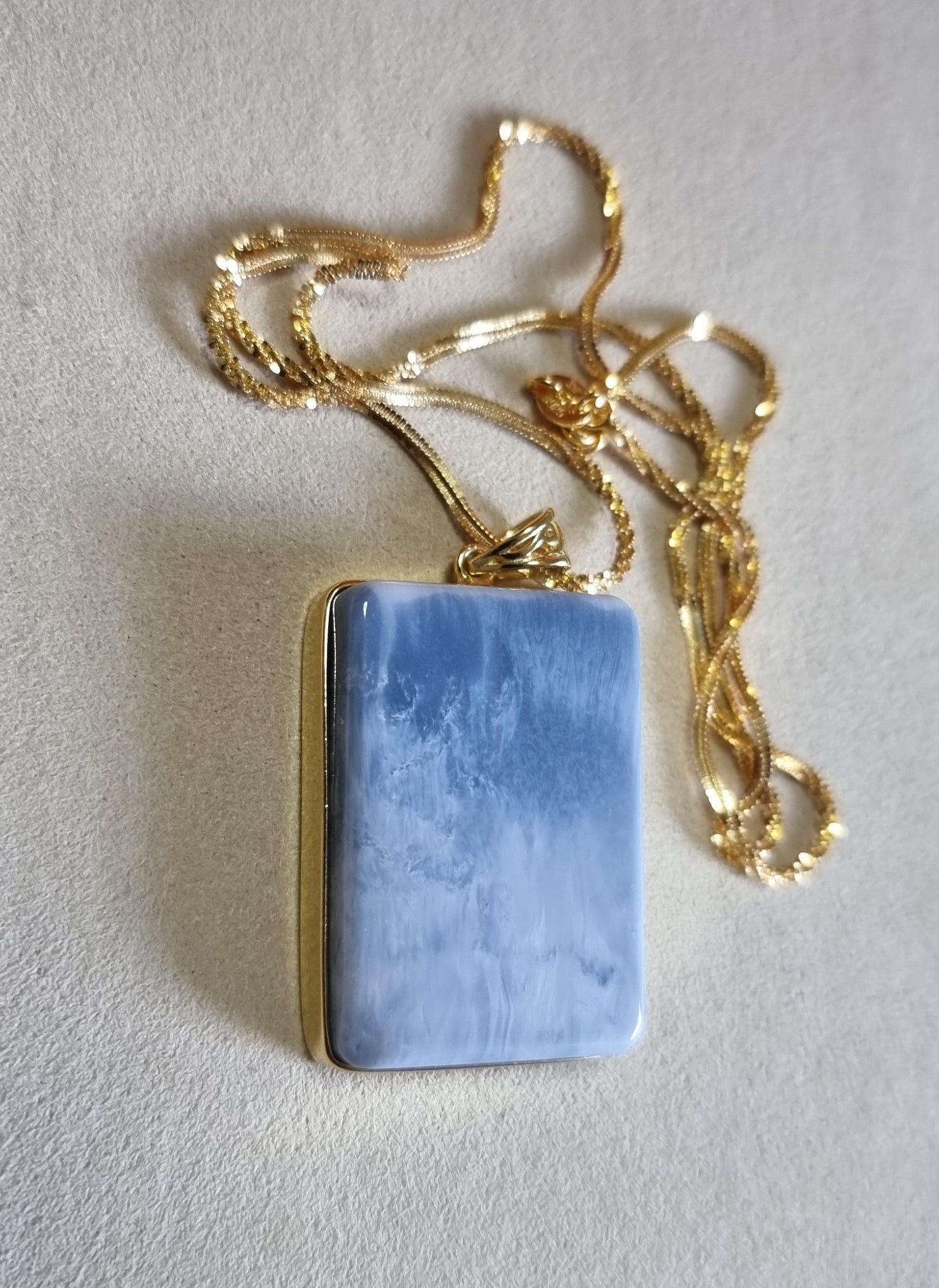 Blue Opal Pendant and Chain in S925 Gold with Certification 蓝欧宝/蛋白石 - Bleus Vault.C 