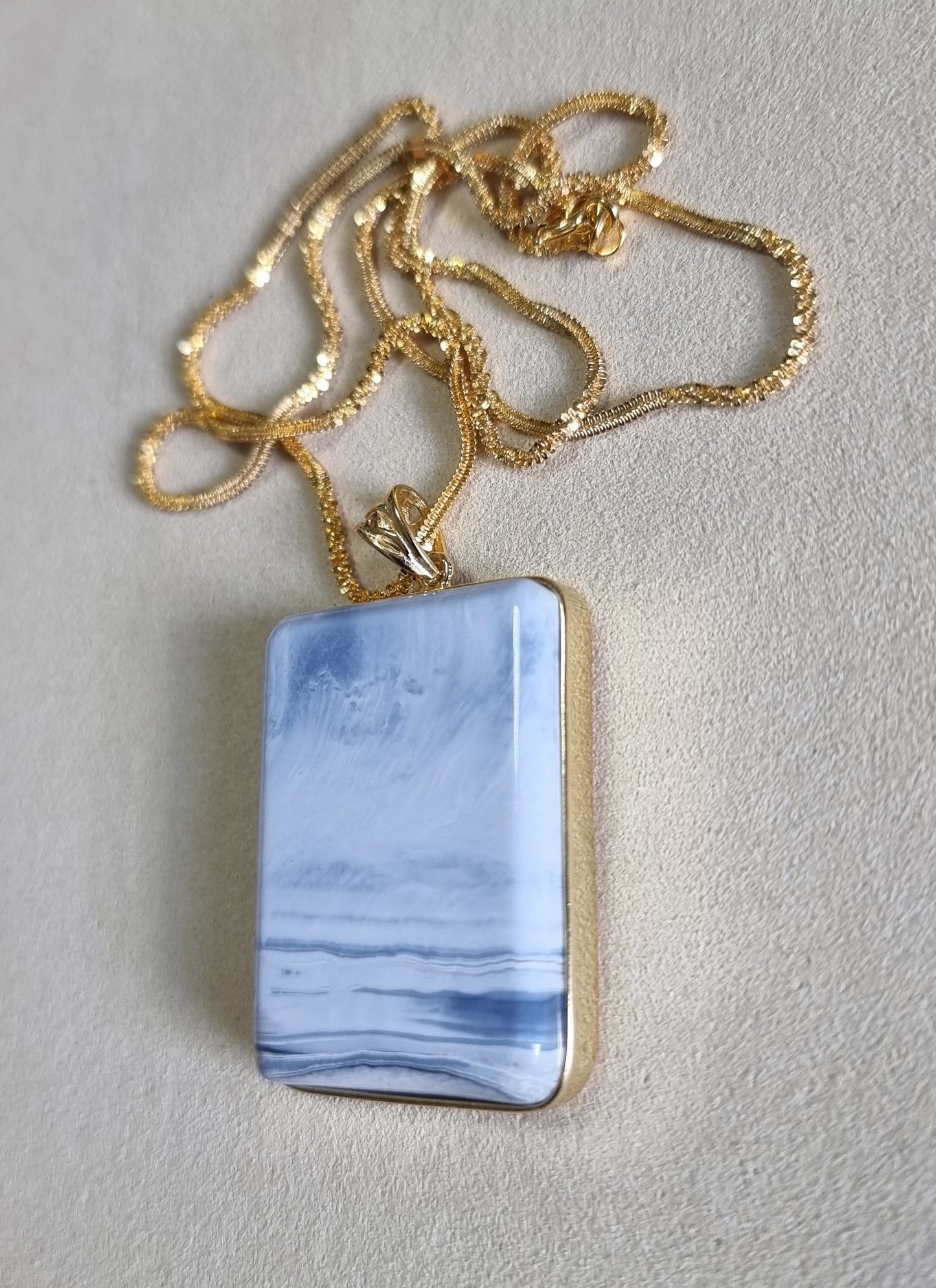 Blue Opal Pendant 26*37*8mm with S925 Gold Chain 44cm included Certification 蓝欧宝/蛋白石