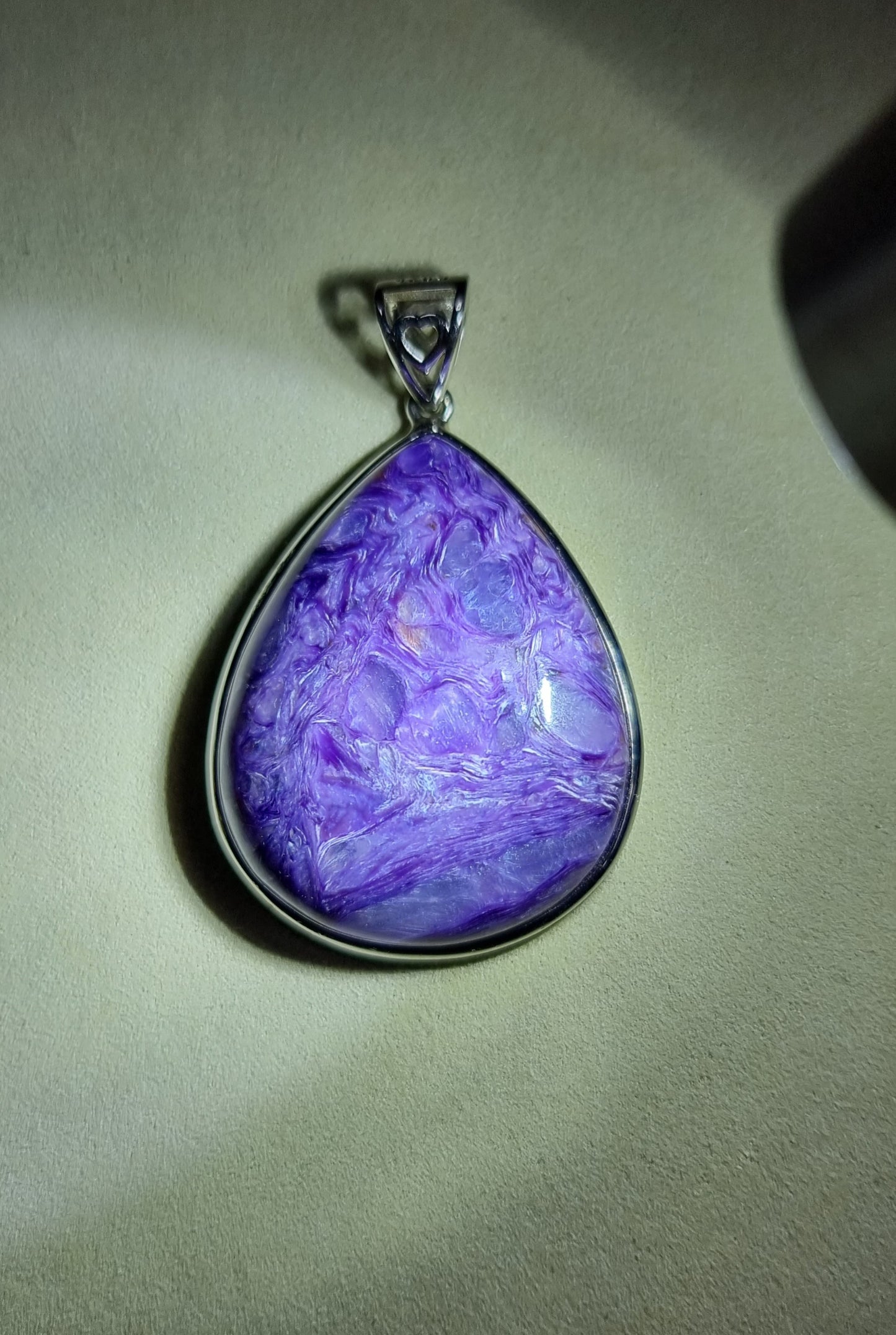 Charoite Teardrop in S925 Silver (Premium Grade) 紫龙晶