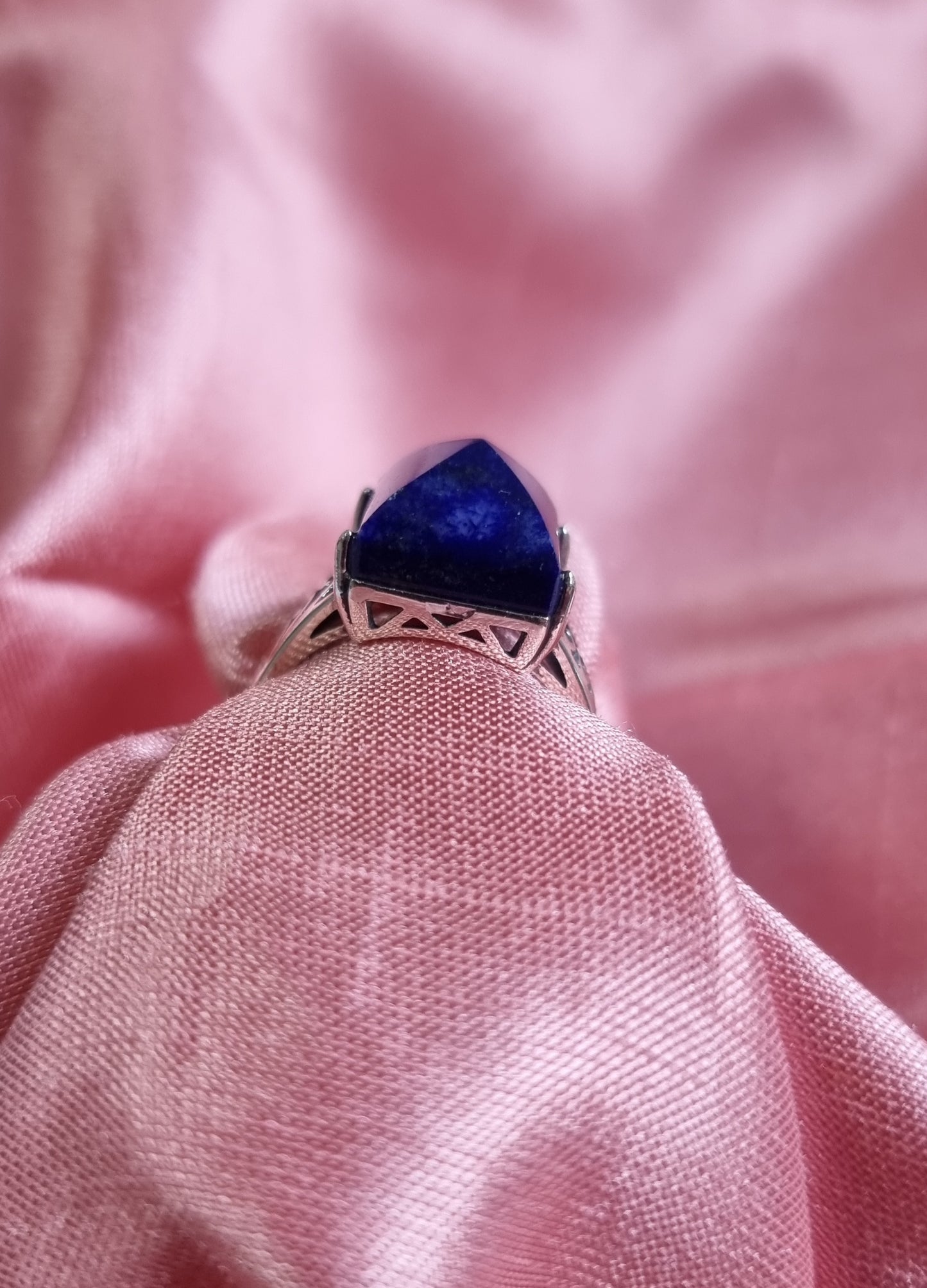 Lapis Lazuli Pyramid Butterfly in Tibetan Vintage S925 Silver (Adjustable Ring) 青金石