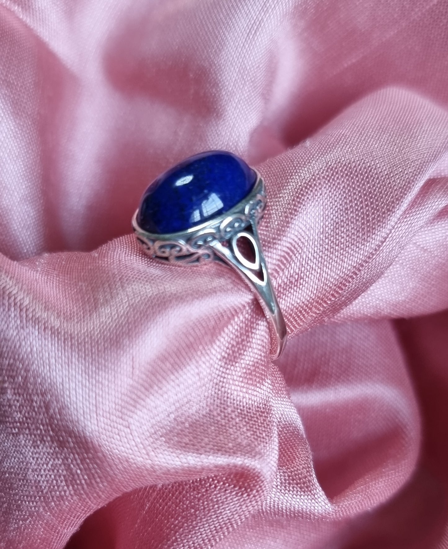 Lapis Lazuli Oval in Tibetan Vintage S925 Silver (Adjustable Ring) 青金石