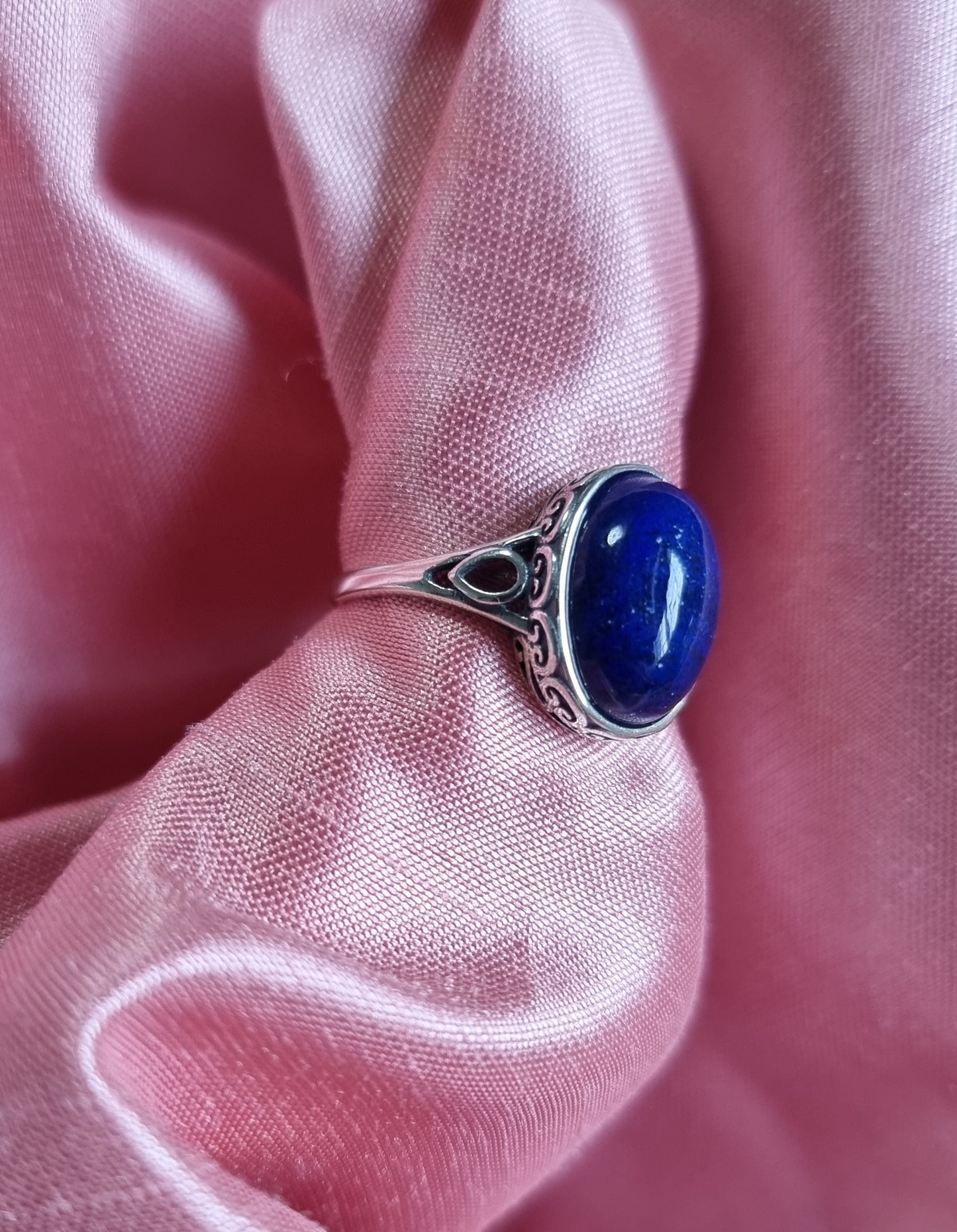 Lapis Lazuli Oval in Tibetan Vintage S925 Silver (Adjustable Ring) 青金石