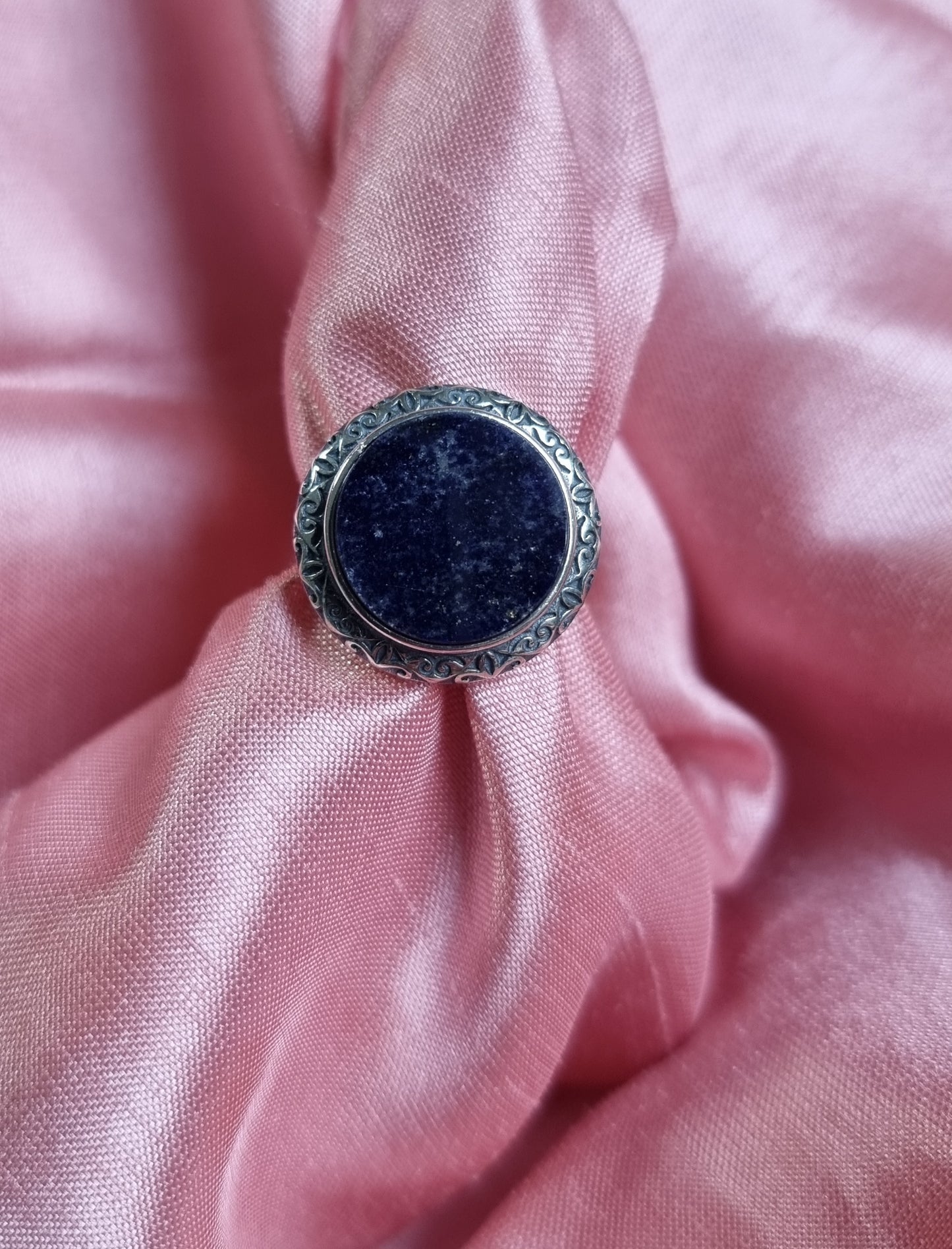 Lapis Lazuli Round Plate in Tibetan Vintage S925 Silver (Adjustable Ring) 青金石