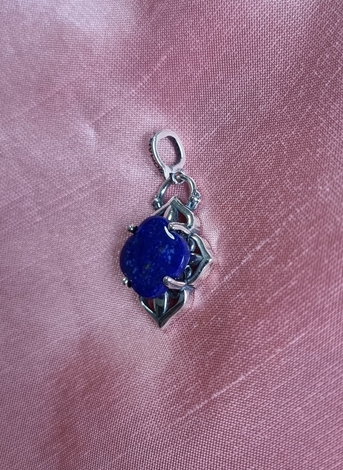 Lapis Lazuli Clover Lotus with Locked in Tibetan Vintage S925 Silver 青金石