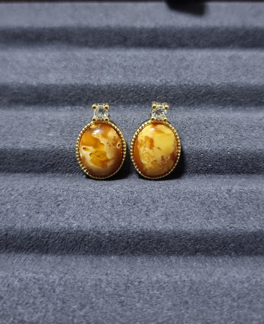 Amber Beewax in Gold S925 Zicon Setting (High Grade) 10*8mm 蜜蜡