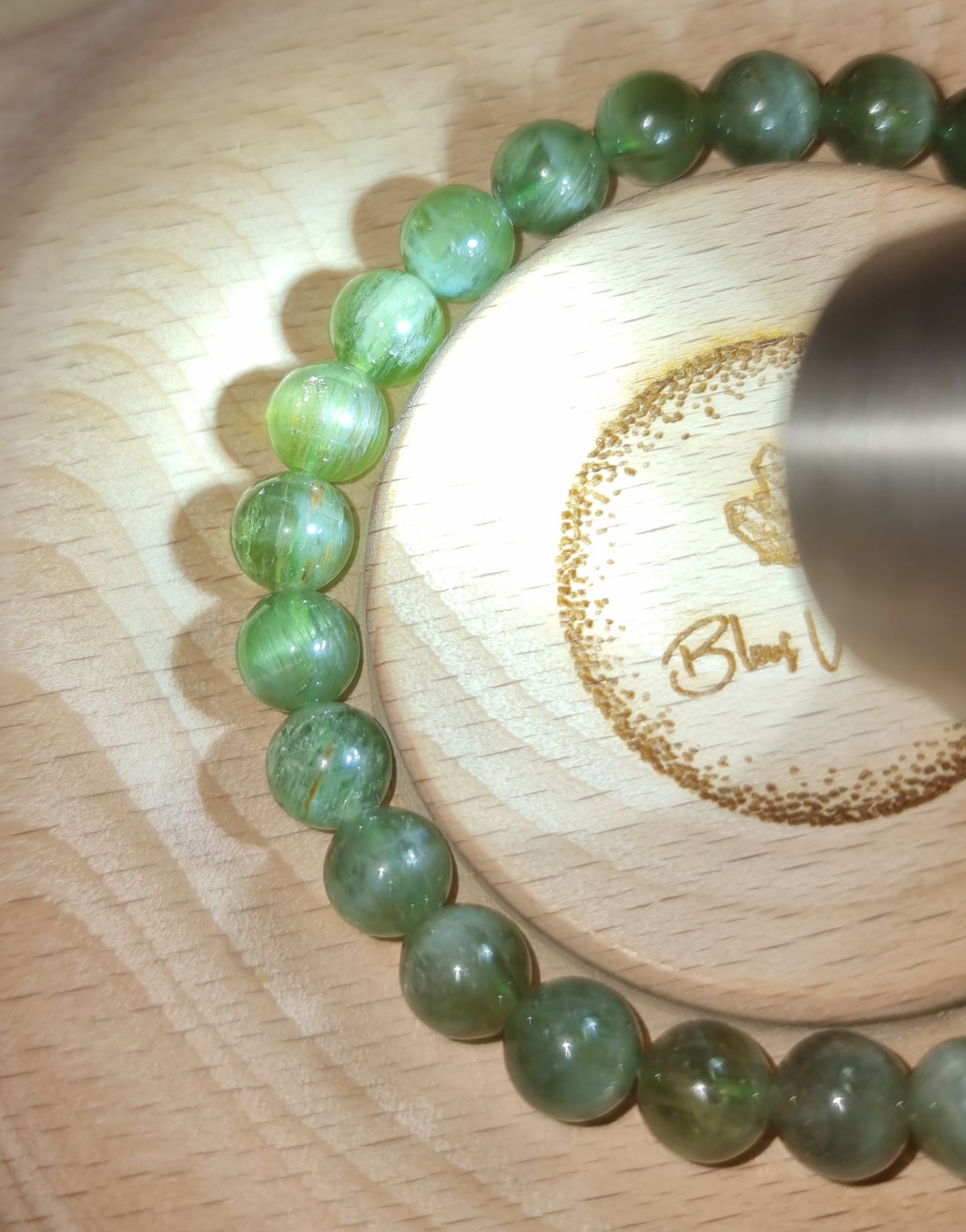 Green Apatite (High Grade) 7.2mm 绿磷灰石