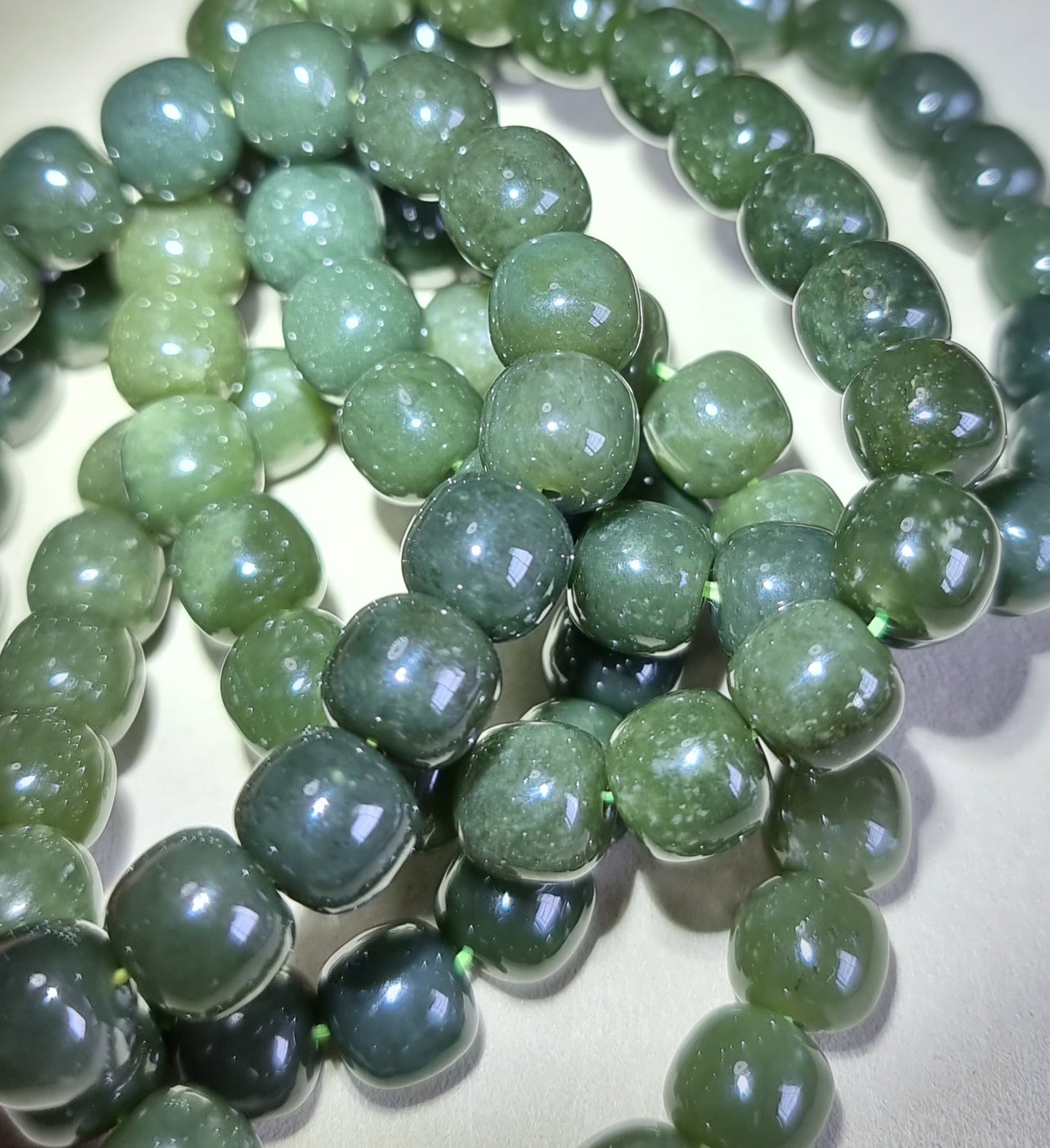 Hetian Jade Green (High Grade) 10mm 和田玉