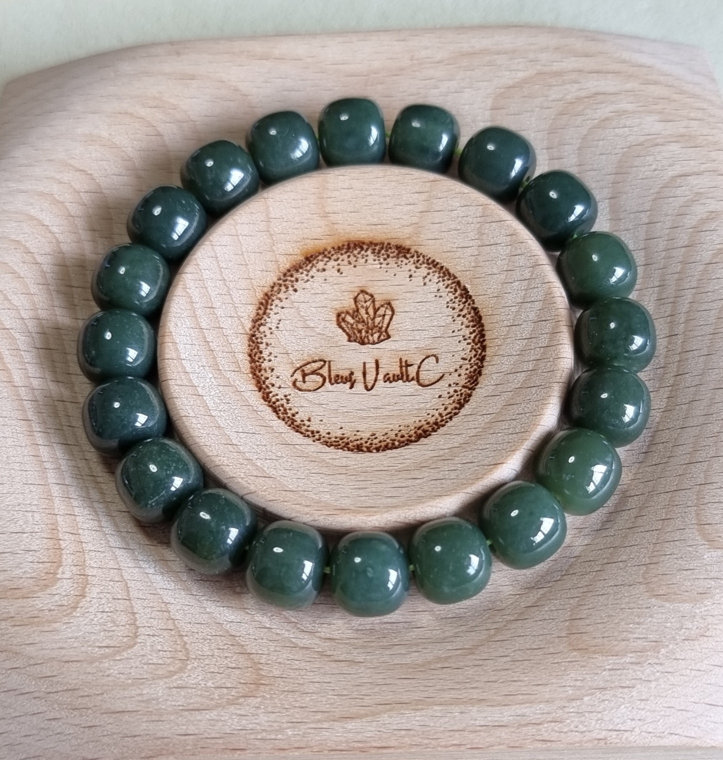 Hetian Jade Green (High Grade) 10mm 和田玉