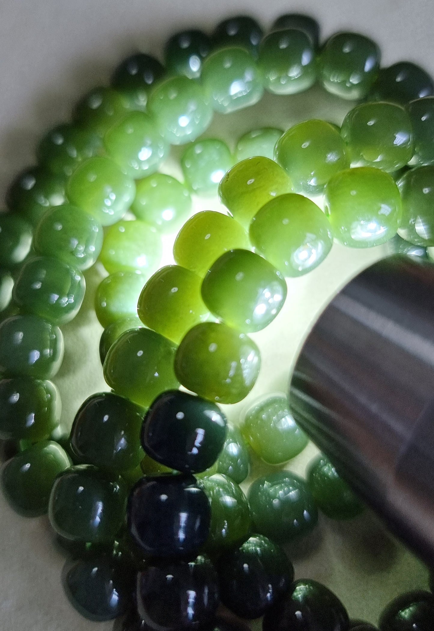 Hetian Jade Darker Green (Premium Grade) 8mm 和田玉