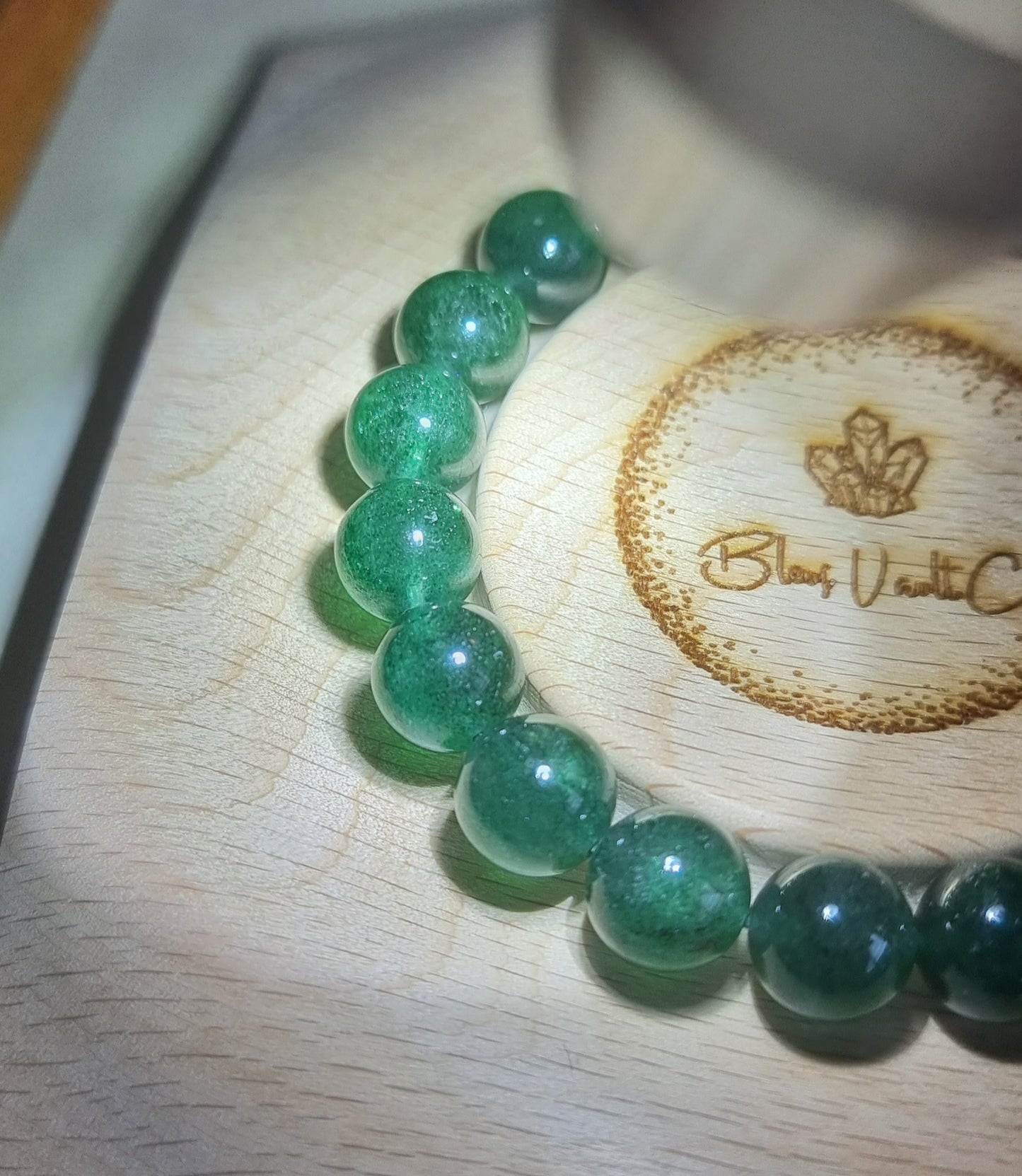 Green Strawberry Quartz (High Grade) 10mm 绿草莓晶