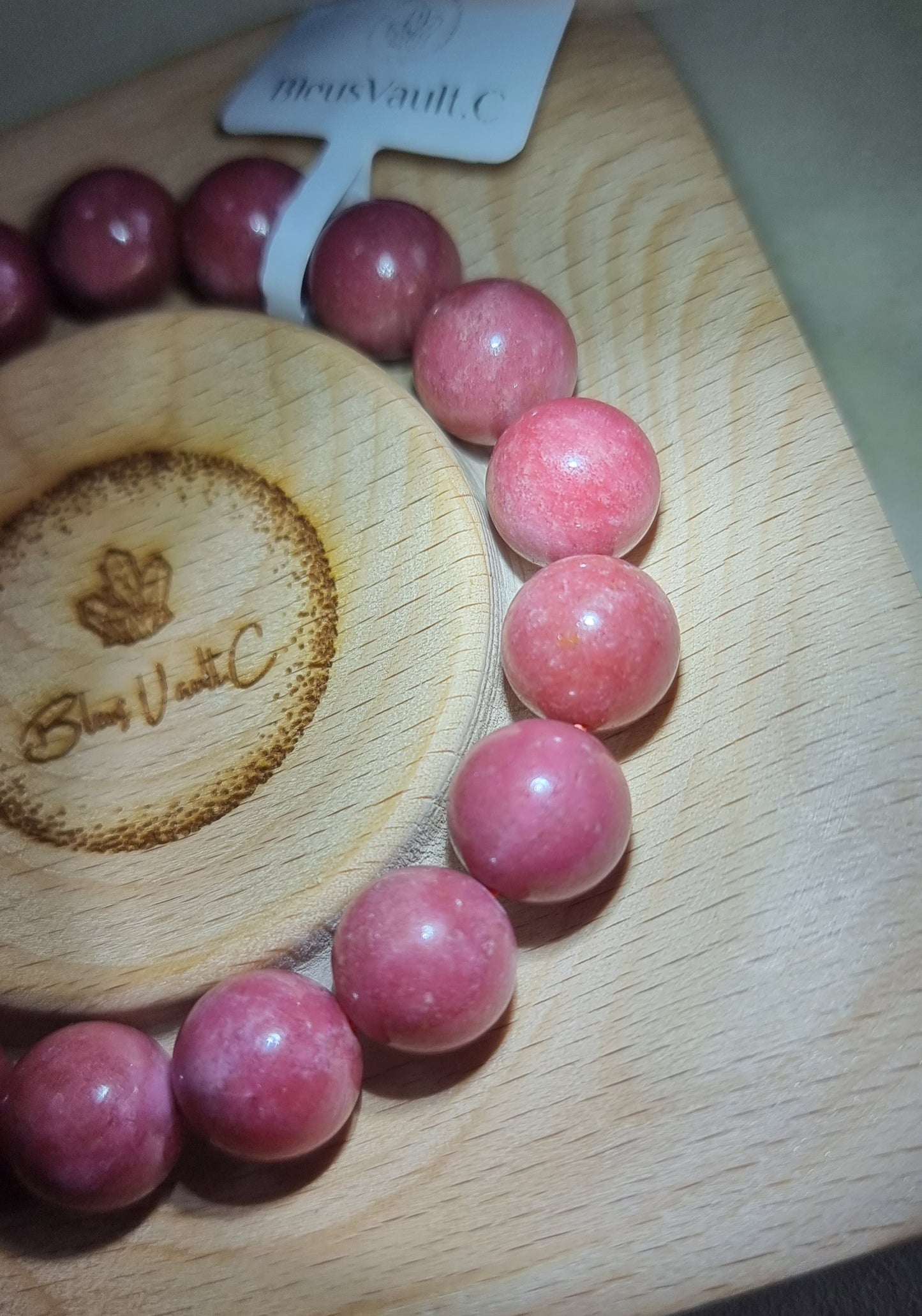 Rhodonite (Premium Grade) Inclusion-free Deep Pink 11.3-11.5mm 蔷薇石