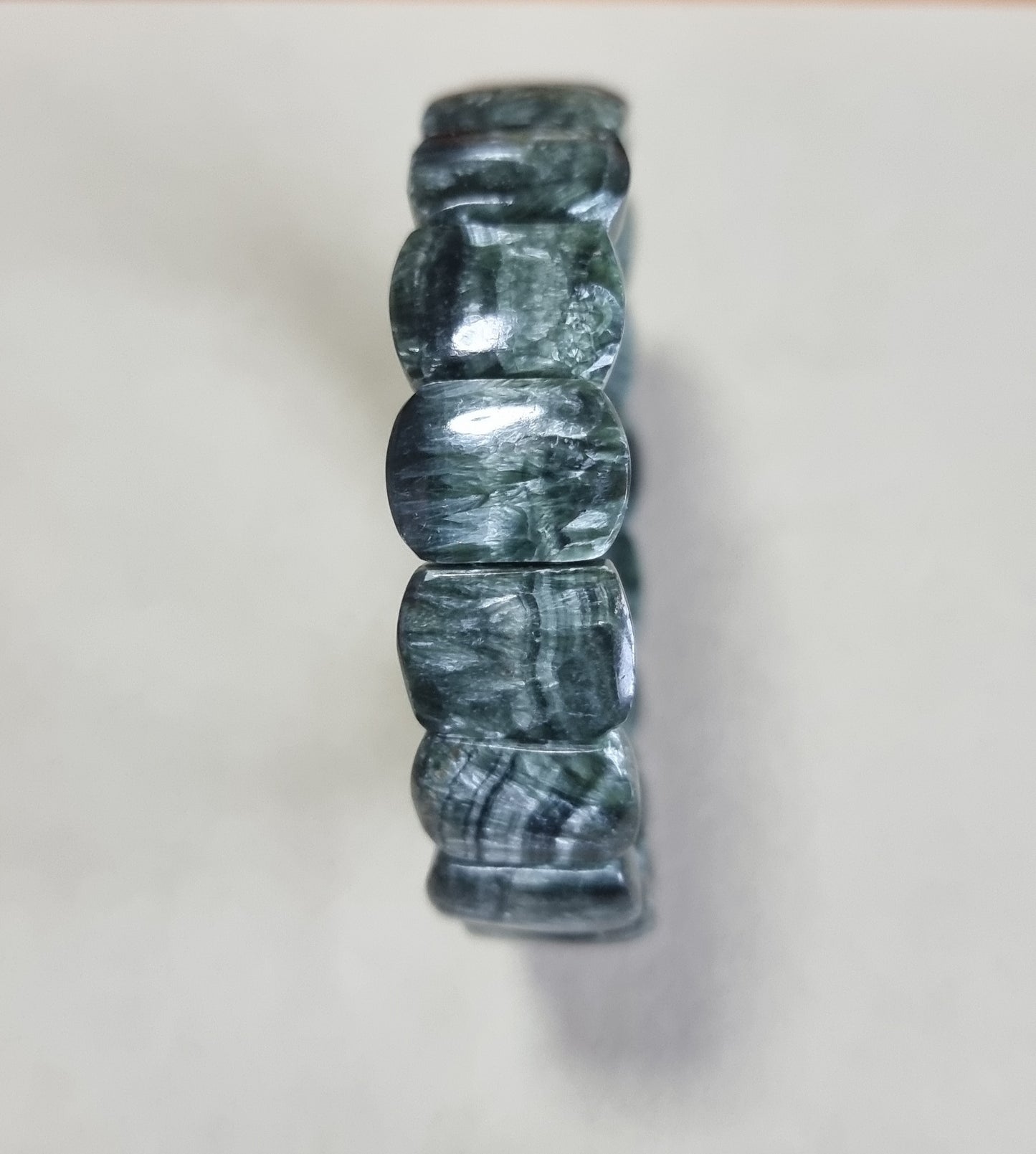 Seraphinite (Top Premium Grade) 16.2mm with Certification 绿龙晶