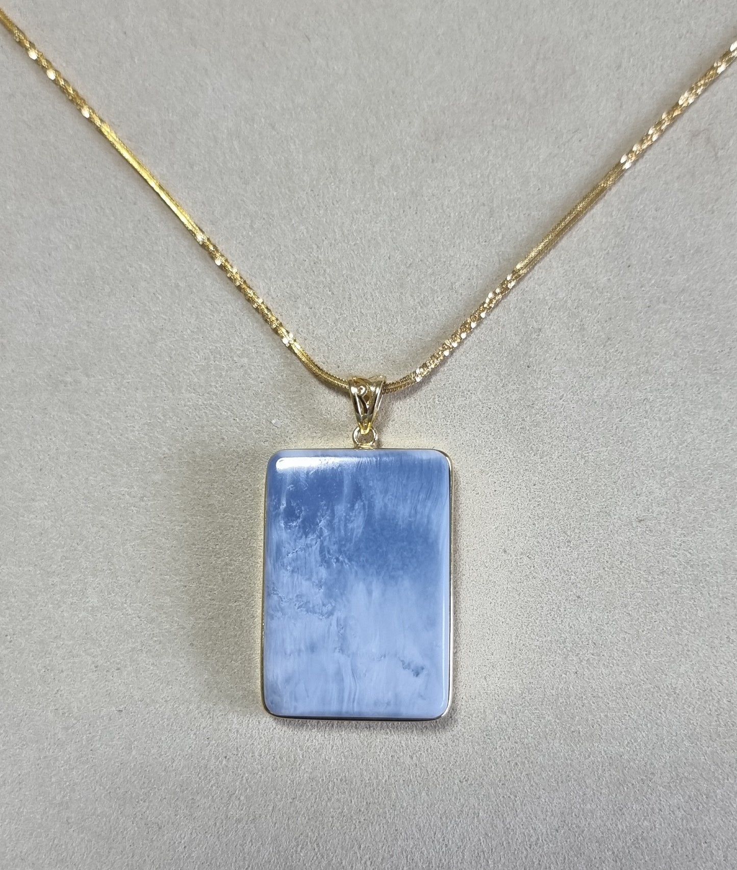 Blue Opal Pendant 25*36*8.5mm with S925 Gold Chain 44cm included Certification 蓝欧宝/蛋白石