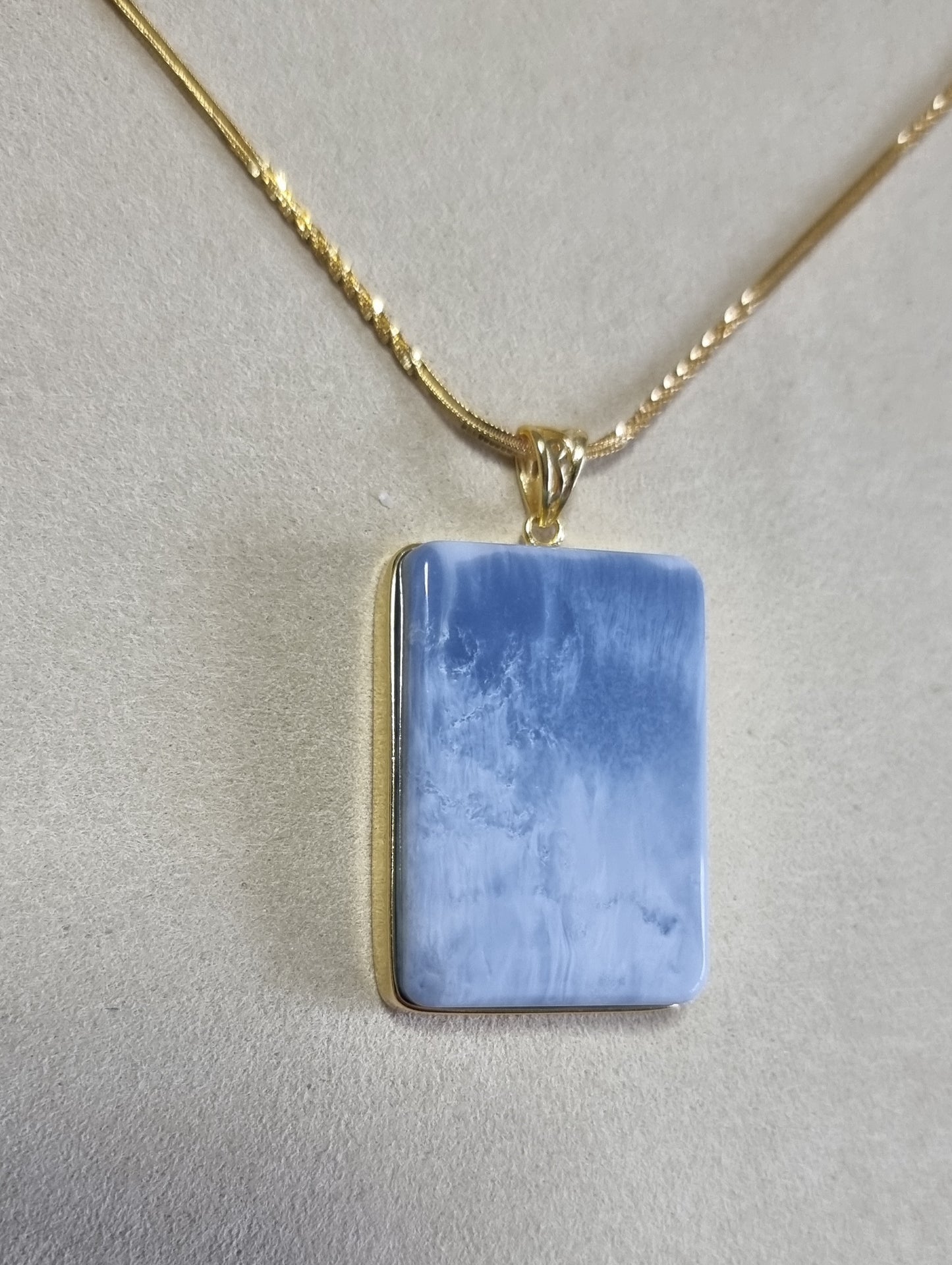 Blue Opal Pendant 25*36*8.5mm with S925 Gold Chain 44cm included Certification 蓝欧宝/蛋白石