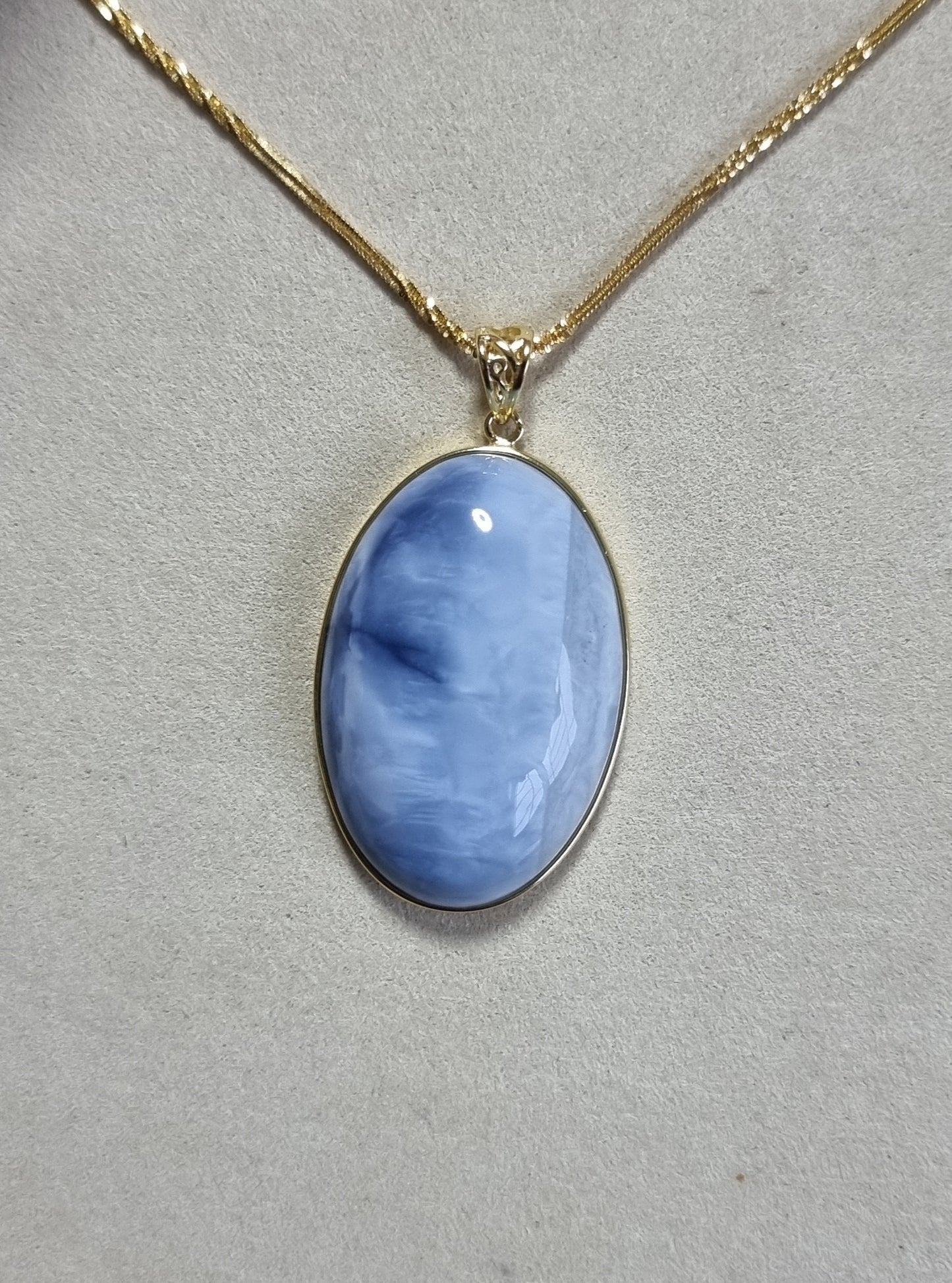 Blue Opal Pendant 26.5*39*10mm with S925 Gold Chain 44cm Chain included Certification 蓝欧宝/蛋白石