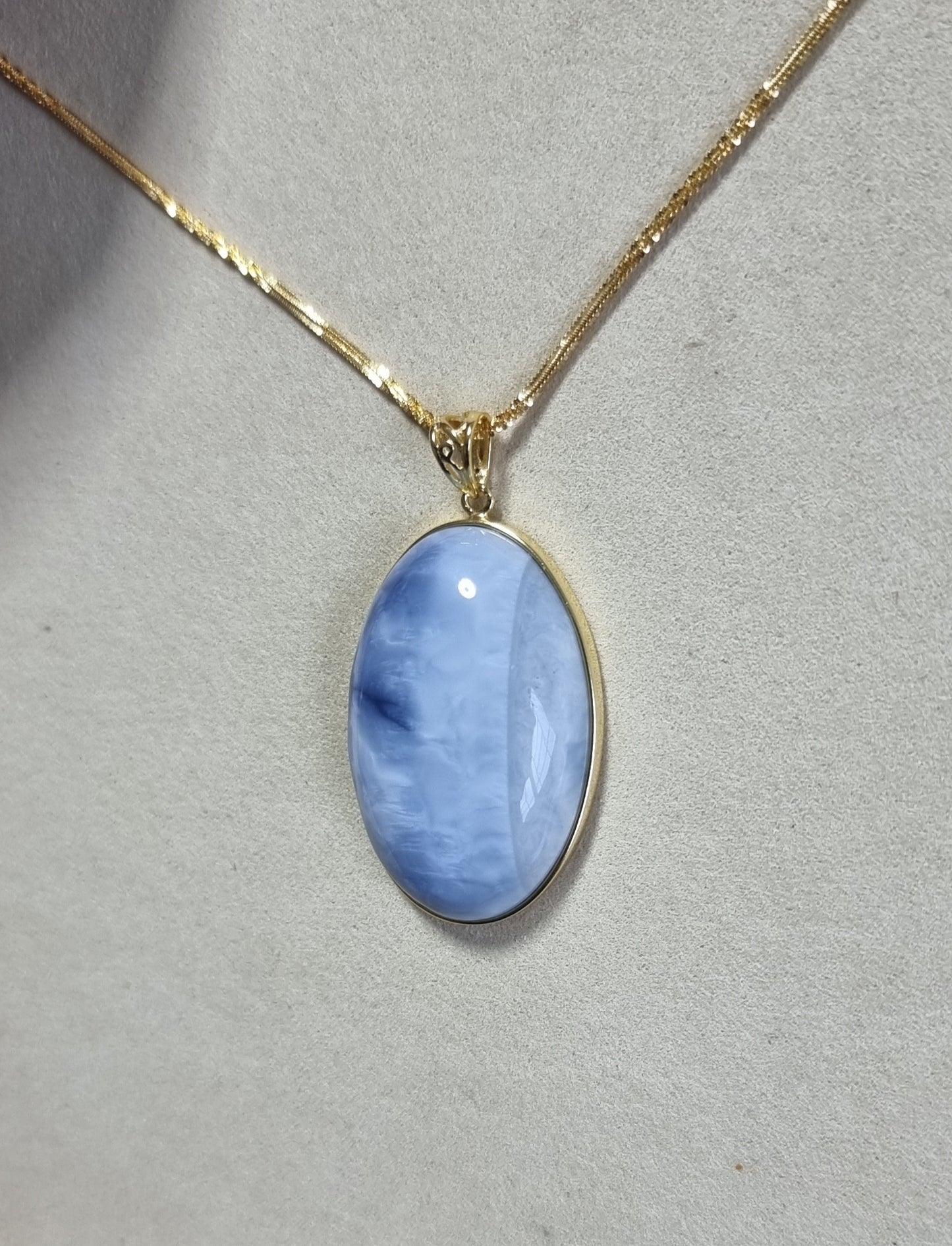 Blue Opal Pendant 26.5*39*10mm with S925 Gold Chain 44cm Chain included Certification 蓝欧宝/蛋白石